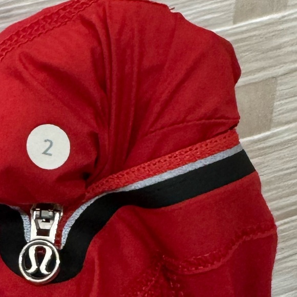 Lululemon Run: Nothing But Run Jacket - Picture 13 of 16